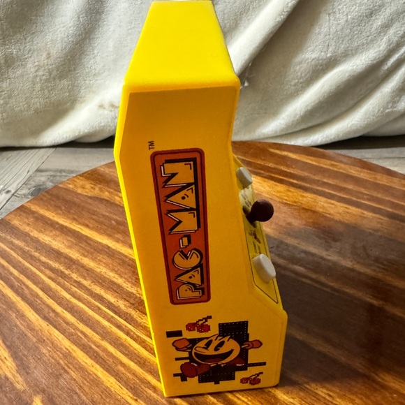 Pac-Man Mini Arcade Game Bandai Namco 09521 Miniature Pacman Used Tested Working - Picture 5 of 7